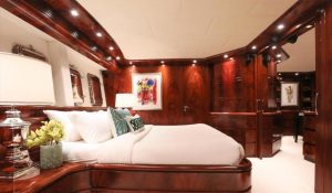 Astondoa 102ft - 16