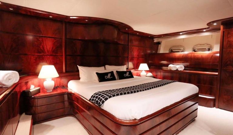 Astondoa 102ft - 770