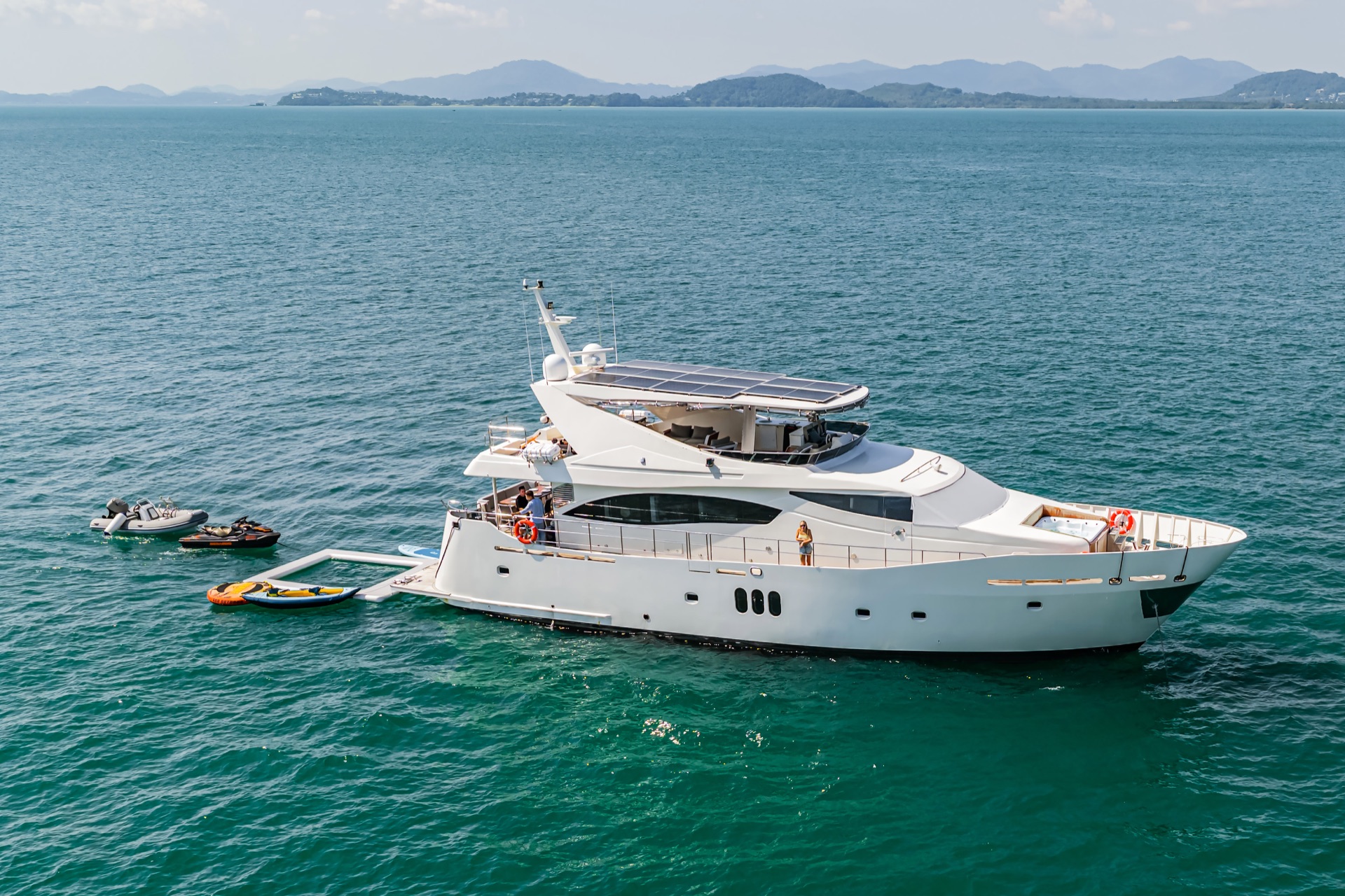Beluga 88 luxury motor yacht Horizon Cruises Phuket