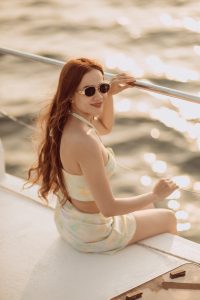 Ella - 7
