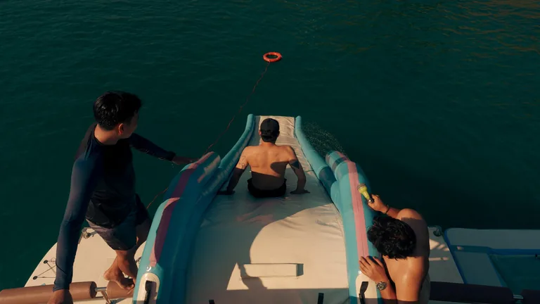 Fortuna 55 — guests on the slide