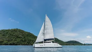 Fountaine Pajot 40 Coco — exterior Fountaine Pajot 40 Coco — exterior