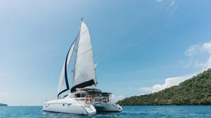 Fountaine Pajot 40 Coco — sailing Fountaine Pajot 40 Coco — sailing