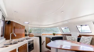 Fountaine Pajot 40 Coco — saloon Fountaine Pajot 40 Coco — saloon