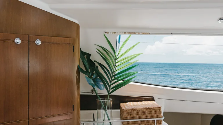 Fountaine Pajot 40 Coco — galley Fountaine Pajot 40 Coco — galley