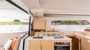 Fountaine Pajot 41 — galley Fountaine Pajot 41 — galley