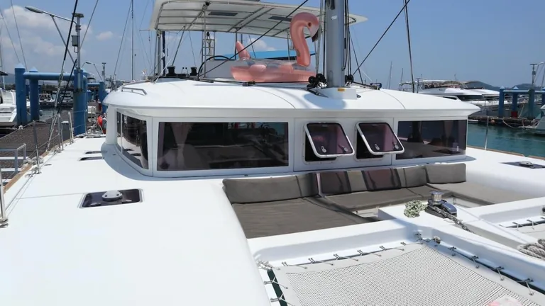 Lagoon 450 St Anna — bow Lagoon 450 St Anna — bow