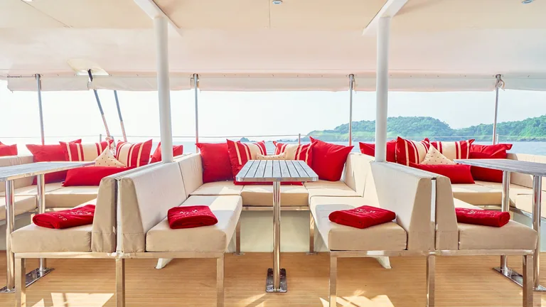 Lobster 78 — seating area