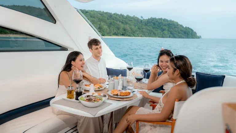 Princess V58 Clyde Legacy — guests at lunch Princess V58 Clyde Legacy — guests at lunch