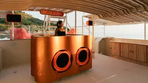 Scallobs 65 — DJ booth Scallobs 65 — DJ booth