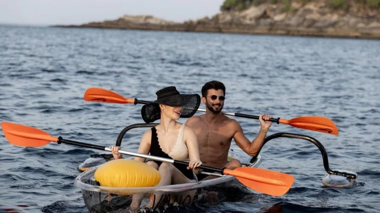 Vanora 170 — clear kayak Vanora 170 — clear kayak