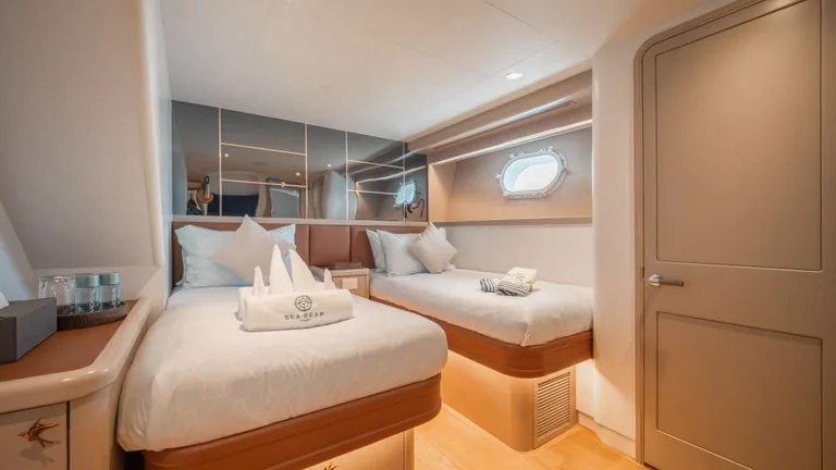 Westport 130 Sea Bear — twin cabin