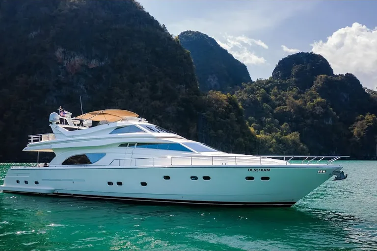Ferretti 80 Sofia - video
